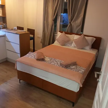 Narona 1910 Μόσταρ