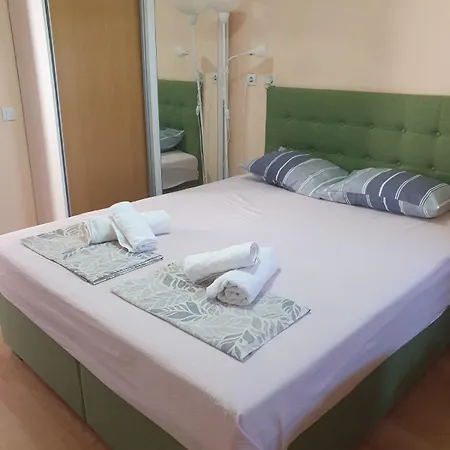 Narona 1910 * Μόσταρ