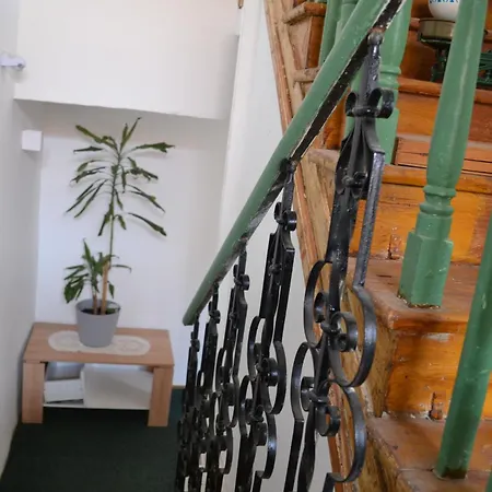 Narona 1910 Μόσταρ