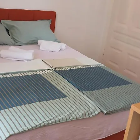 Narona 1910 * Μόσταρ